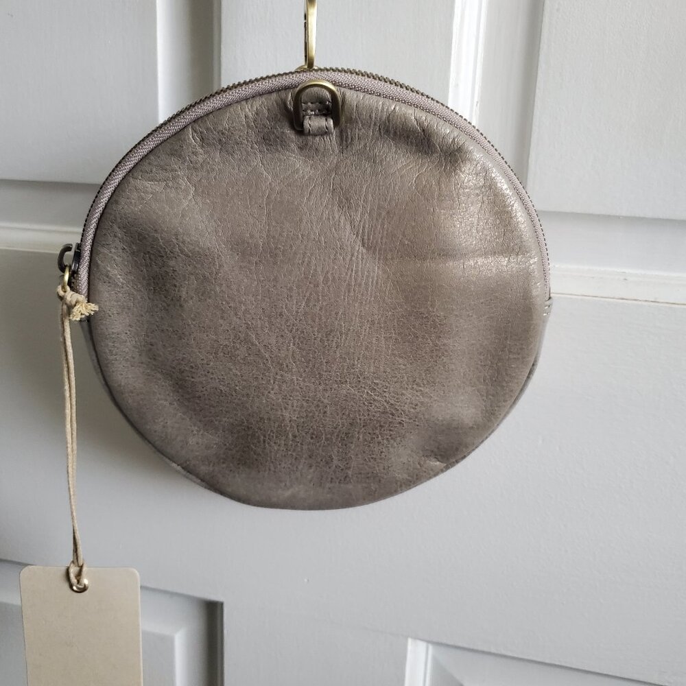 Round purse